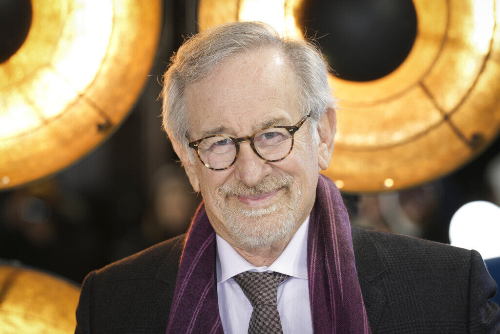 Nombre de longs métrages réalisés par Steven Spielberg : 33